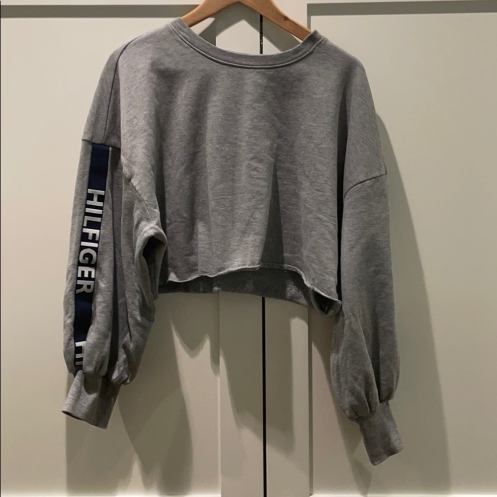 Tommy Hilfiger cropped sweater